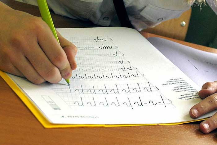 как исправить почерк у ребенка